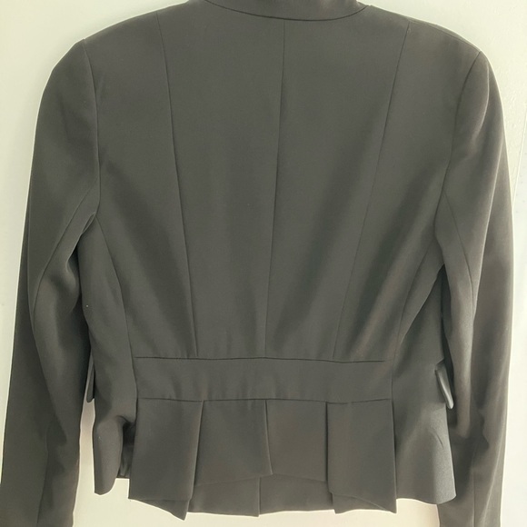 Elegant Black Suzy Shier Blazer - Picture 2 of 6